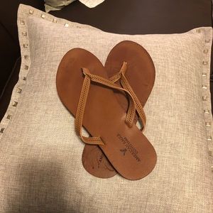 American Eagle Flip Flops